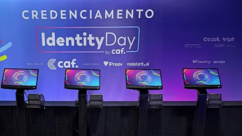 Totem de autoatendimento para credenciamento de eventos